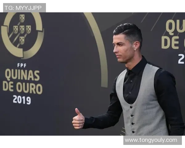 足球巨星C罗夜店狂欢尽显魅力与活力引发粉丝热议